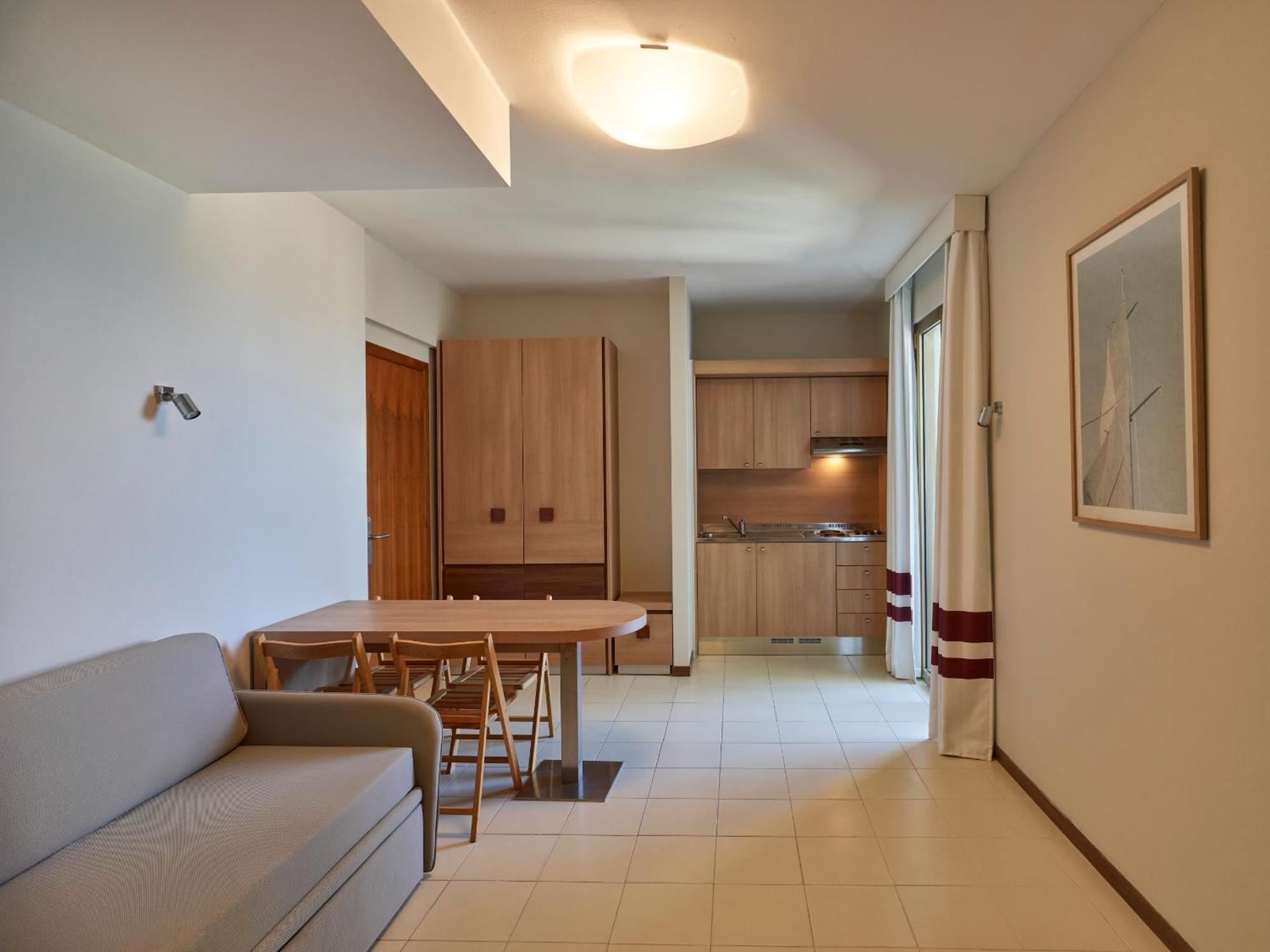 Serena Majestic Residence Montesilvano Marina Quarto foto