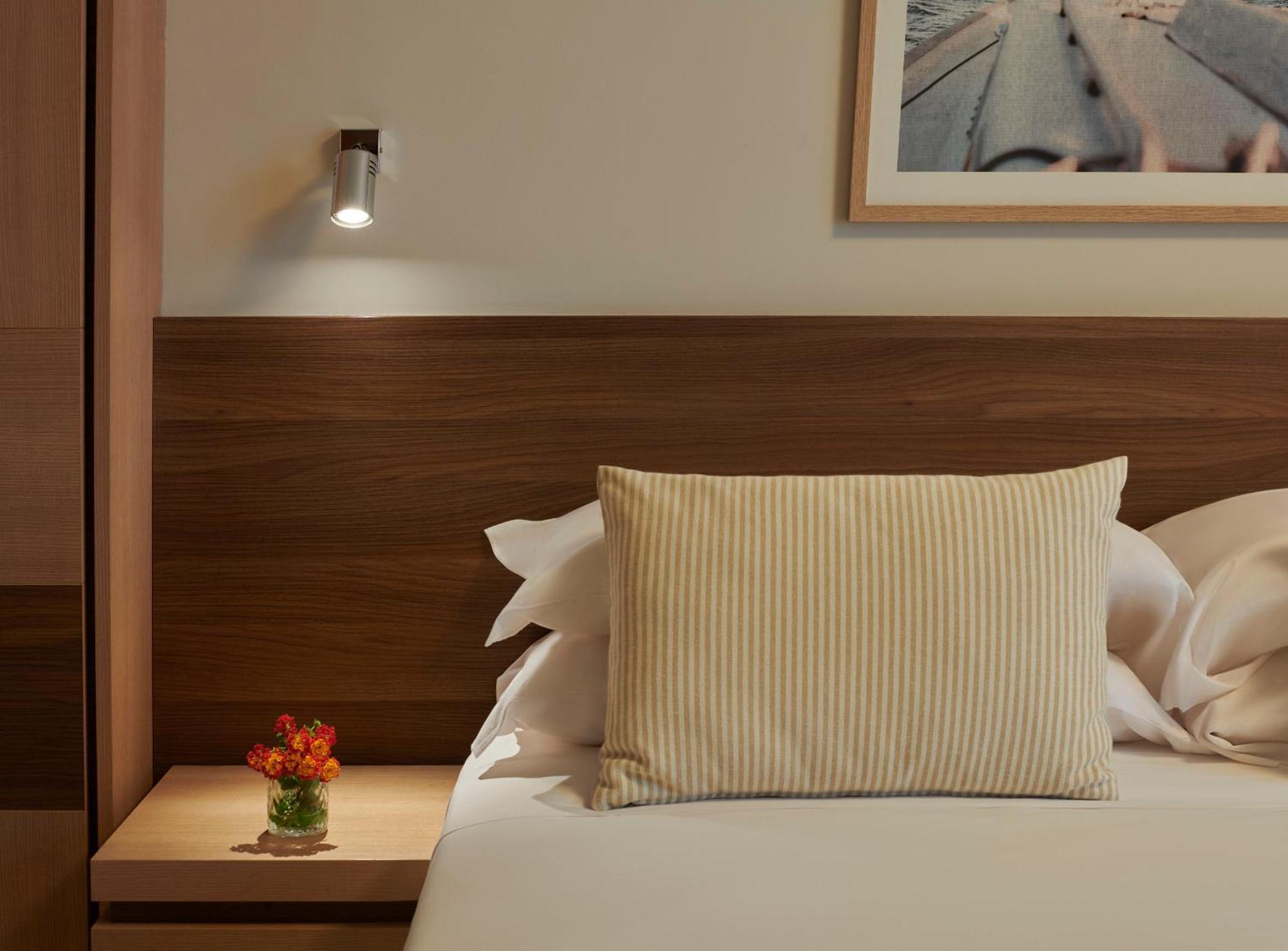 Serena Majestic Residence Montesilvano Marina Quarto foto